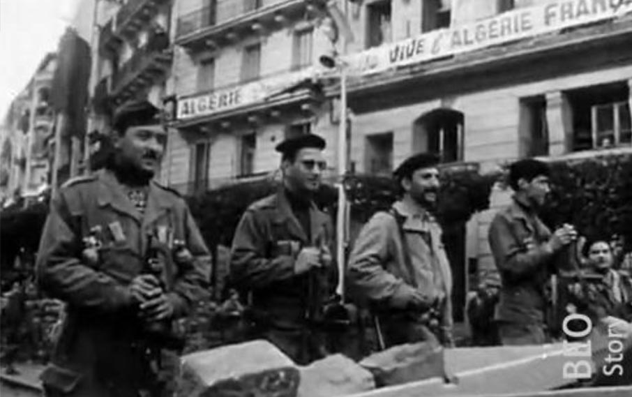 100 photos prises durant la semaine des Barricades (24 janvier–1er février 1960) à Alger